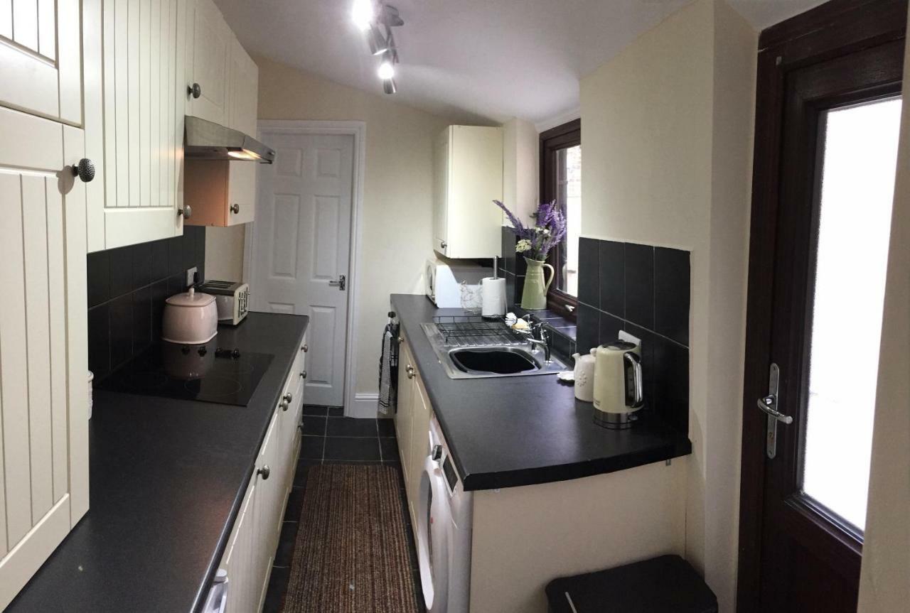 Browns Holiday Cottage Filey Exterior foto
