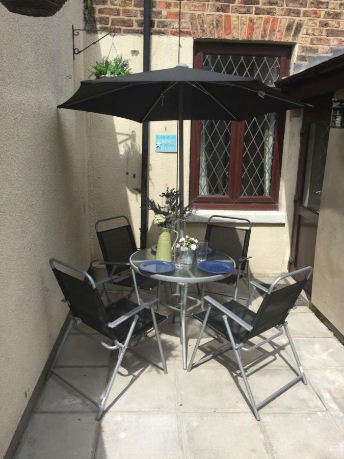 Browns Holiday Cottage Filey Exterior foto